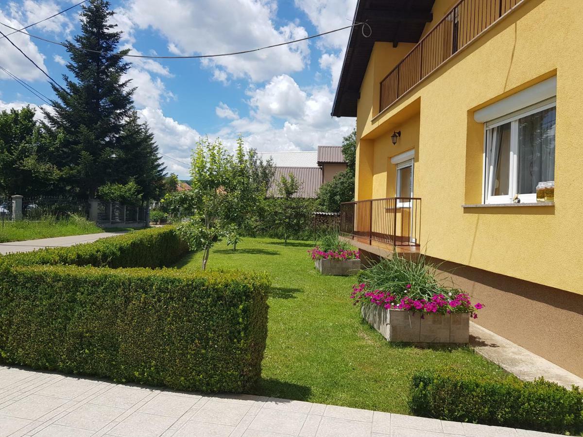 Apartman Diva Otocac Exterior photo